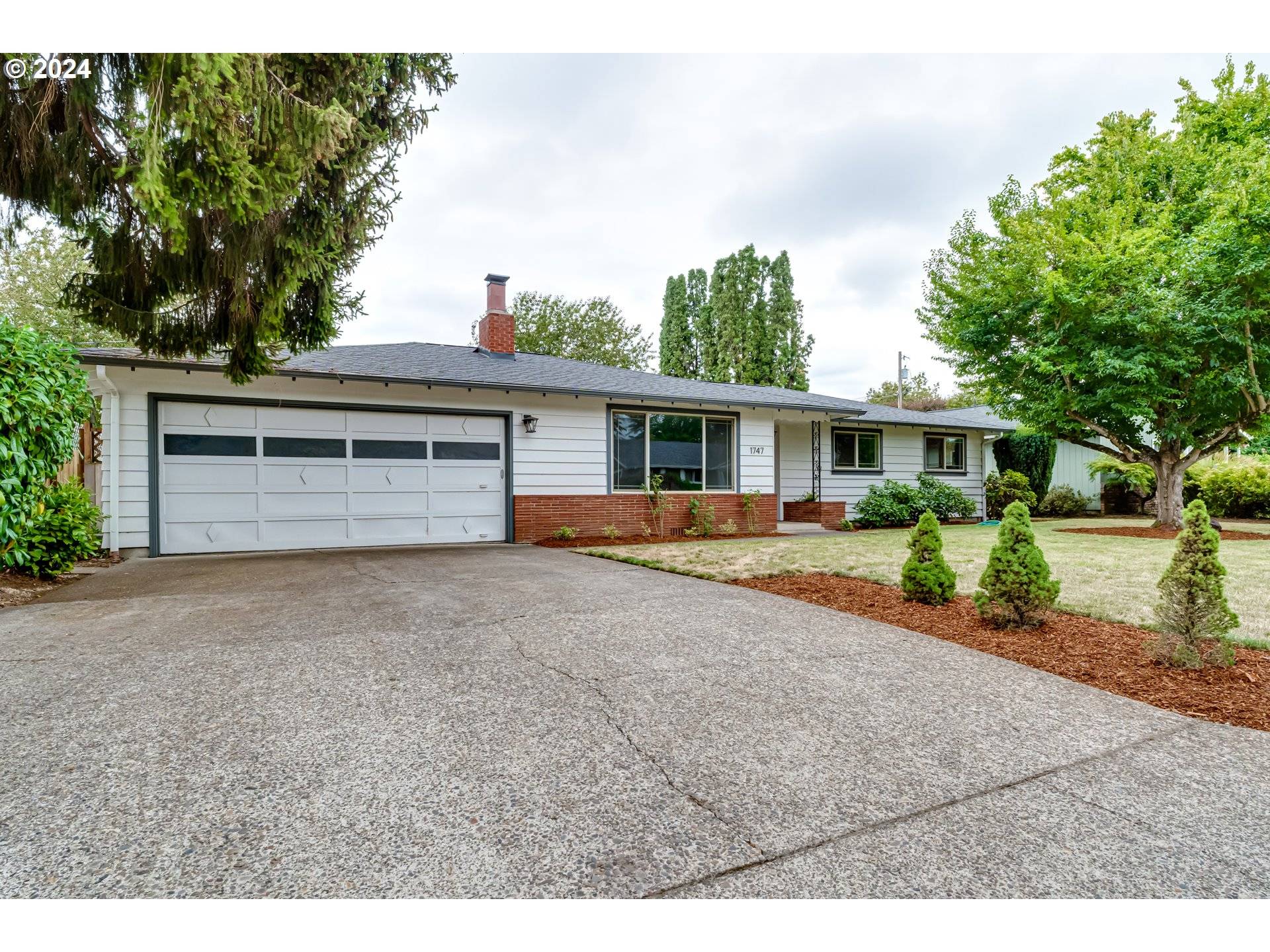 Eugene, OR 97404,1747 RIDGEFIELD ST