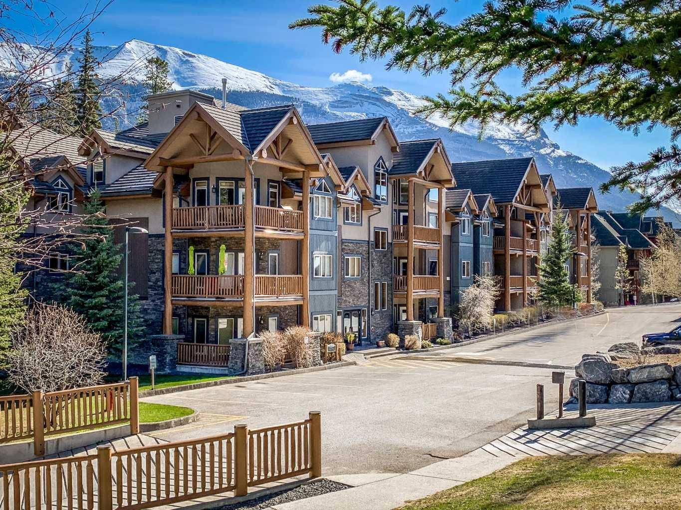 Canmore, AB T1W 3H7,175 Crossbow PL #319