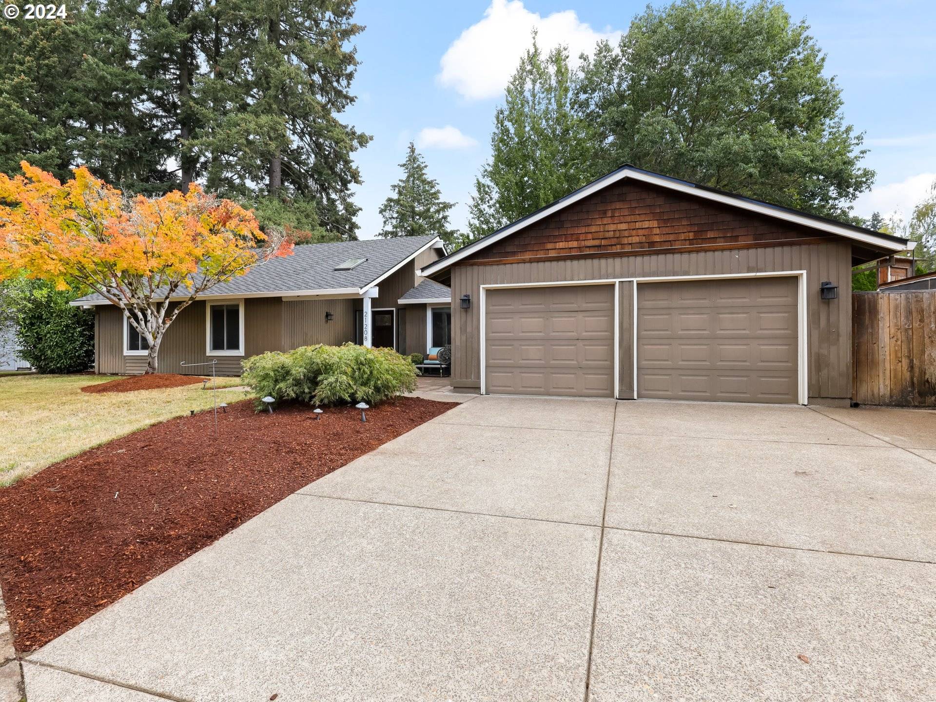 Tualatin, OR 97062,21208 SW ARAPAHO CT