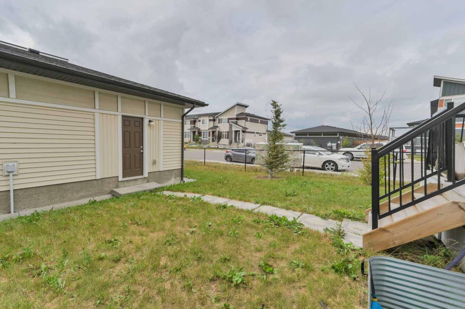 Calgary, AB T3N 0V3,84 Skyview CIR NE