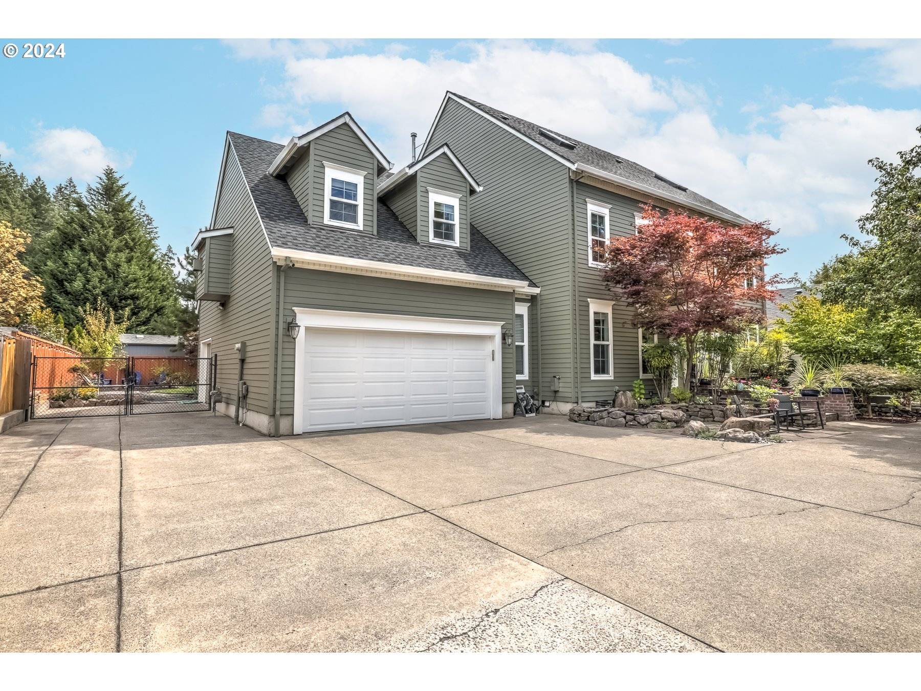 Hillsboro, OR 97123,5835 SE WOLL POND WAY