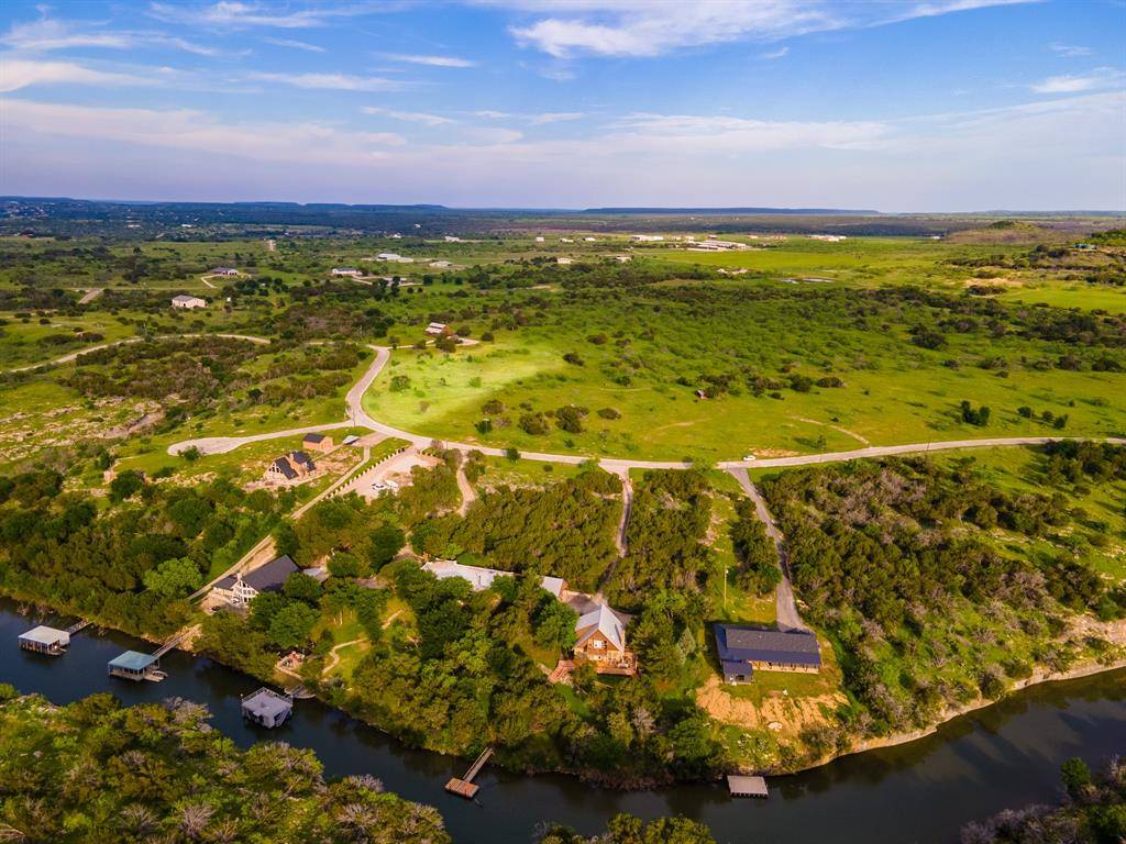 Strawn, TX 76475,2033 Bluff Creek Drive