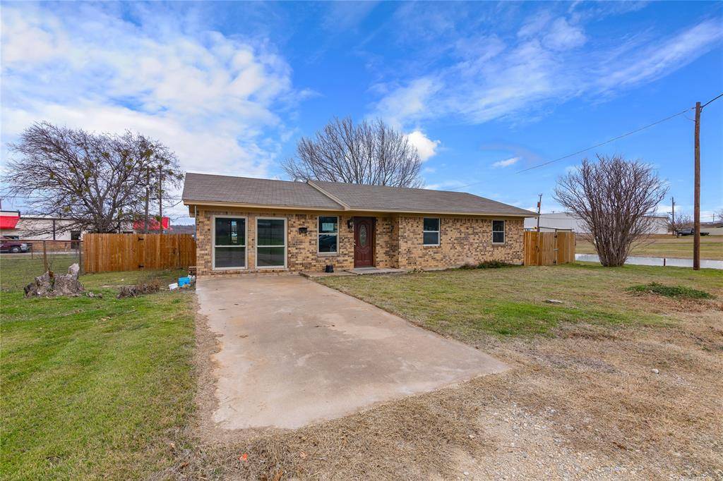 Jacksboro, TX 76458,700 N Knox Street