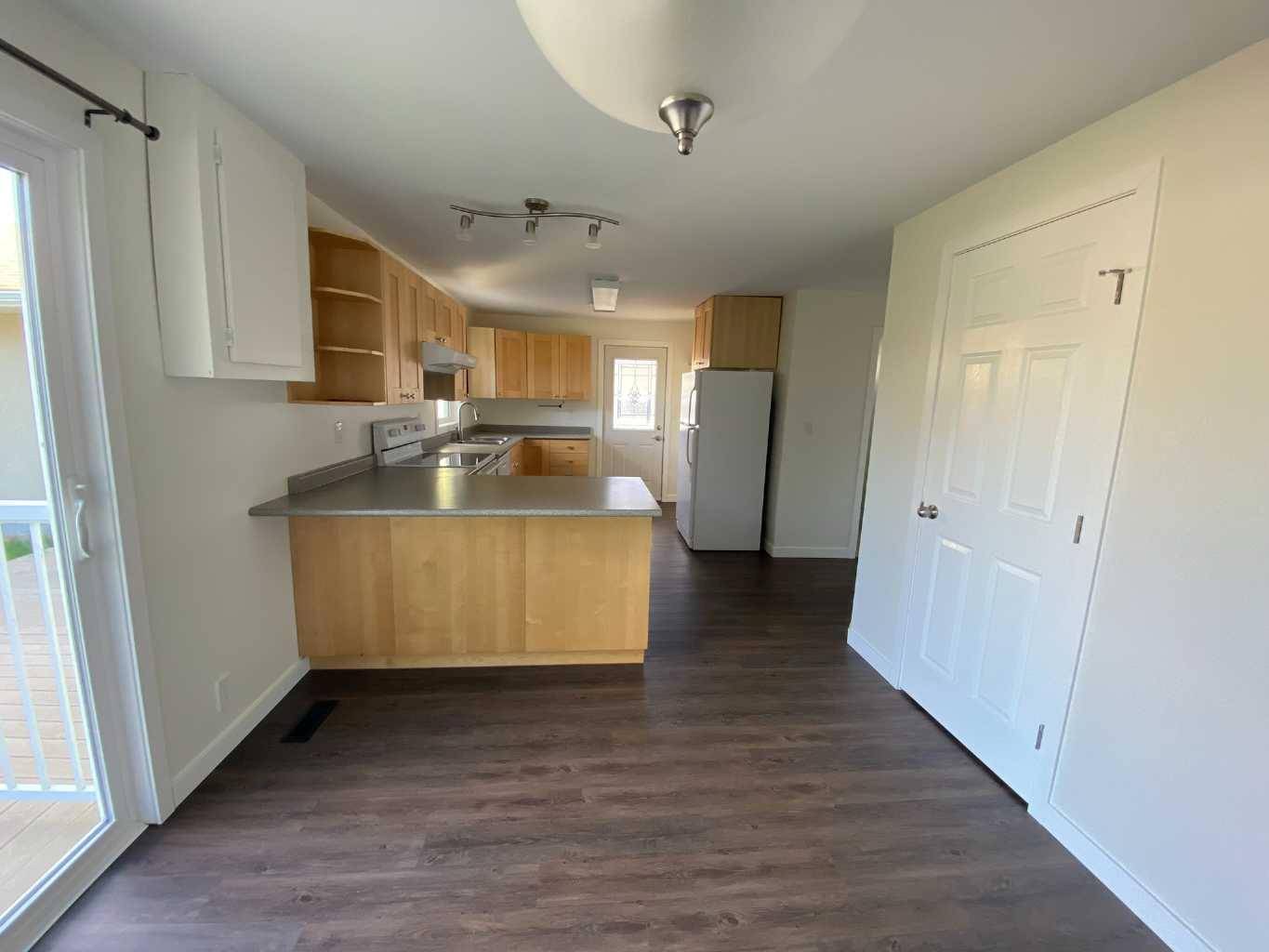 Maidstone, SK S0M 1M0,113 3 ST E