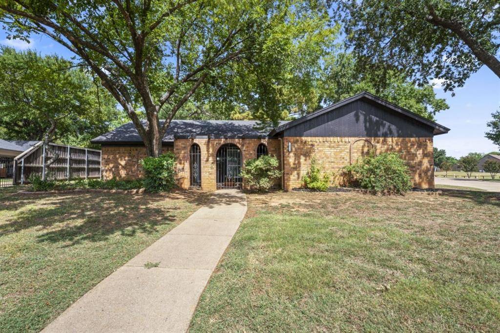 Mansfield, TX 76063,1015 Walnut Place