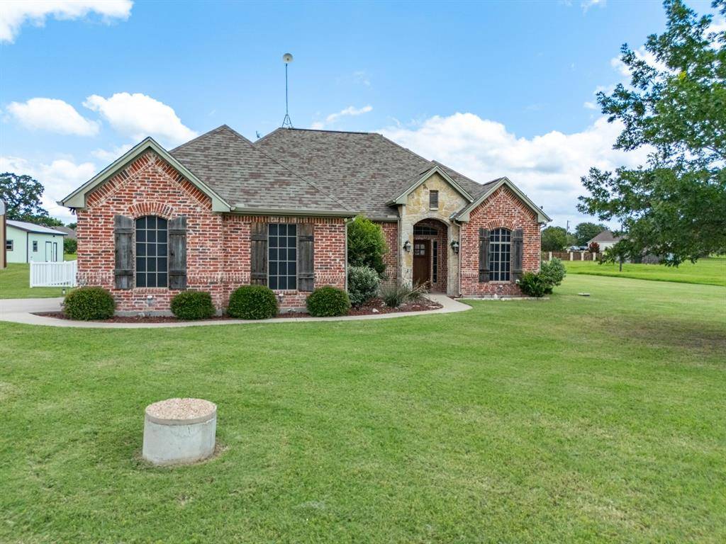 Brock, TX 76087,152 Savannah Drive