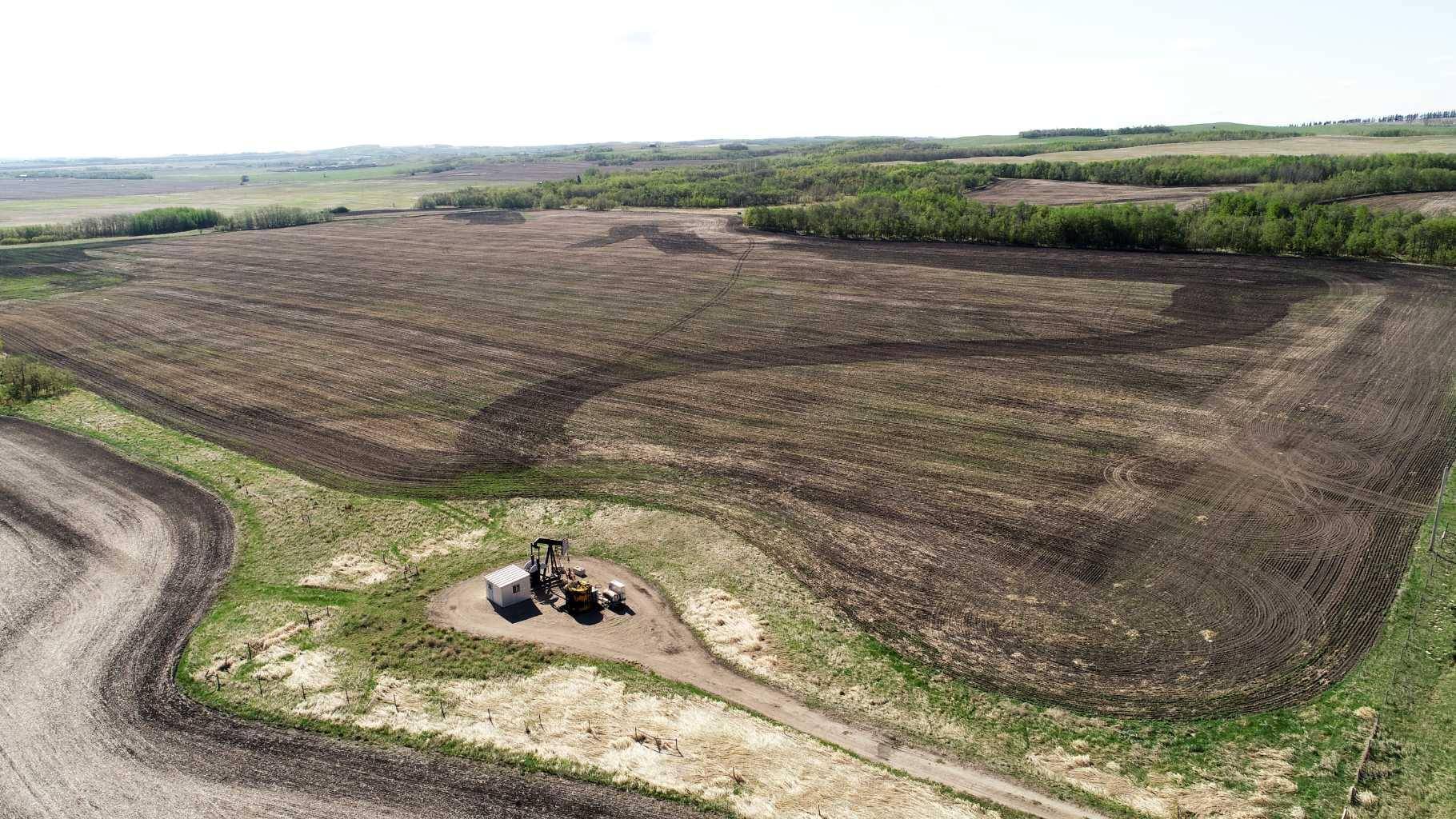 Rural Ponoka County, AB T4J 1R1,On Range Road 234