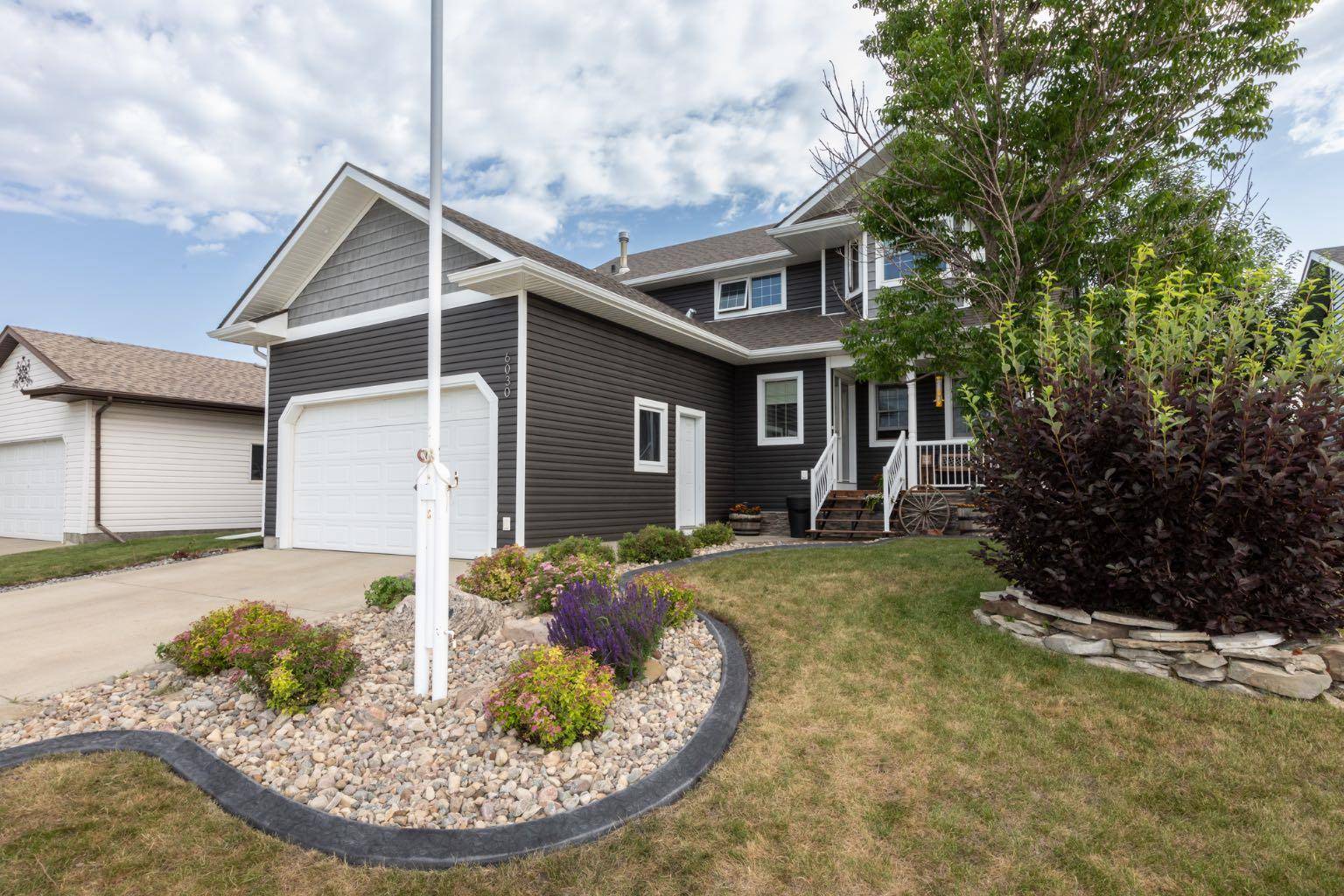 Innisfail, AB T4G 1L2,6030 44 Street Crescent