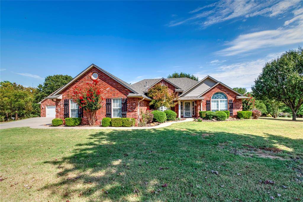 Chandler, OK 74834,1516 Timberlake Drive