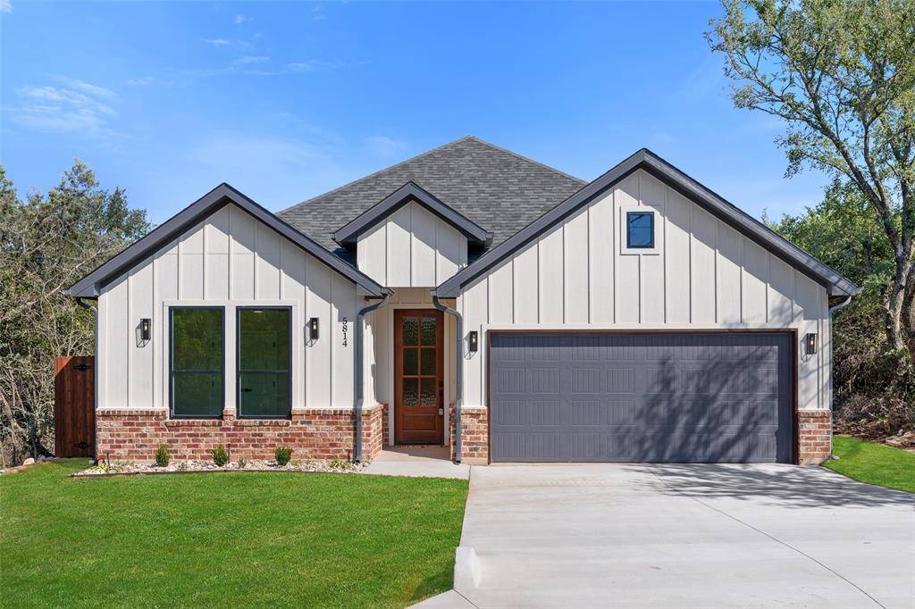 Granbury, TX 76048,5814 Barkridge Drive