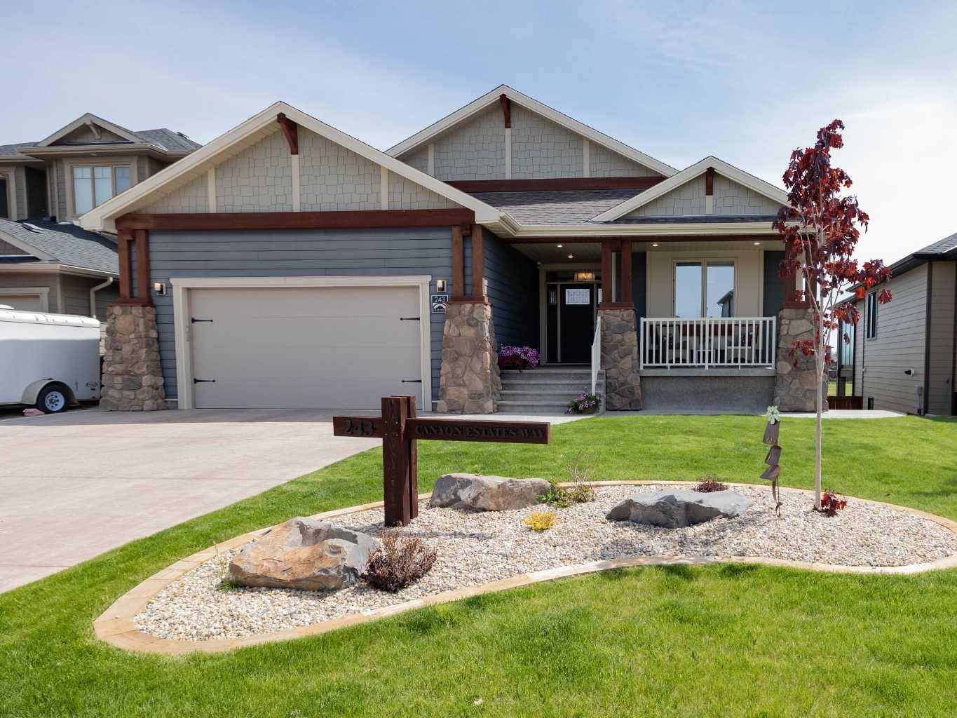 Lethbridge, AB T1K 5W7,243 Canyon Estates WAY W