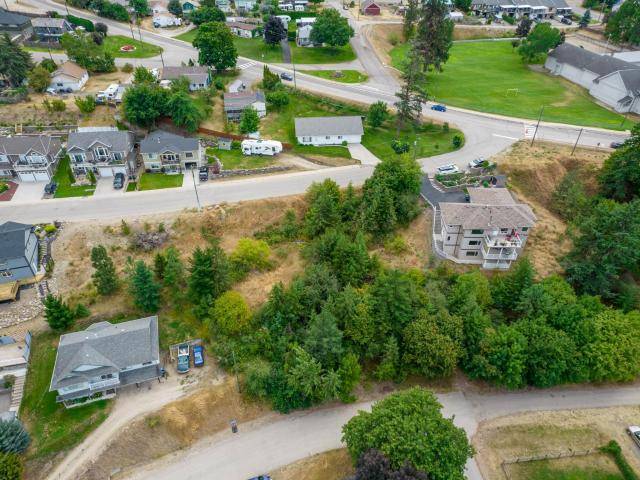 1174 MONTGOMERY PLACE, Chase, BC V0E 1M0