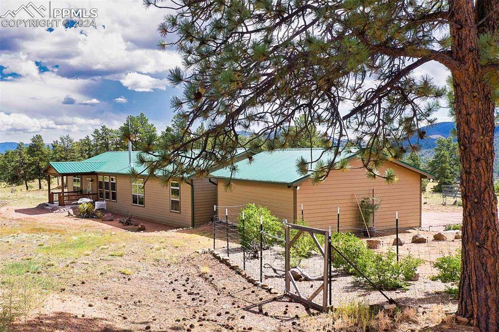 Guffey, CO 80820,496 Julia RD