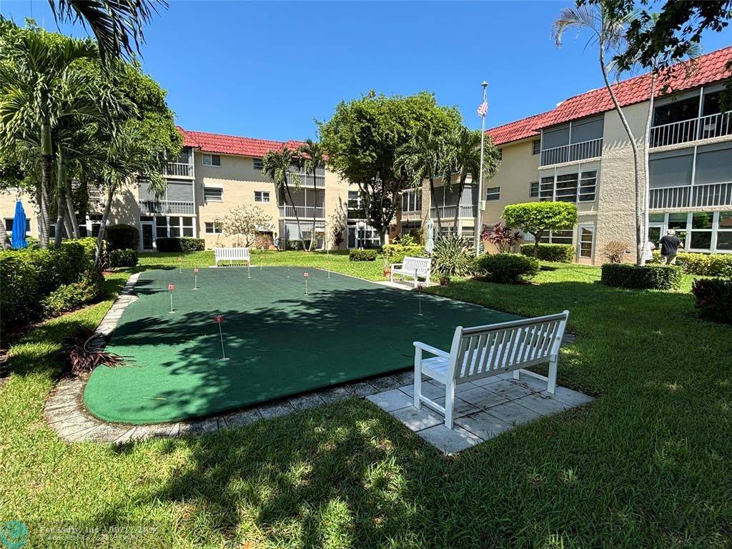 Deerfield Beach, FL 33441,750 SE 6th Ave  #233