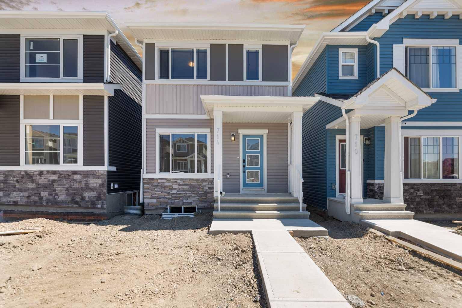 Airdrie, AB T4B 5M4,714 Bayview HL SW