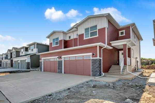 Chestermere, AB T1X 2X3,195 Dawson wharf Rise