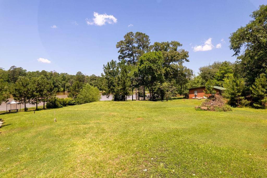 Palestine, TX 75801,240 Private Road 5515