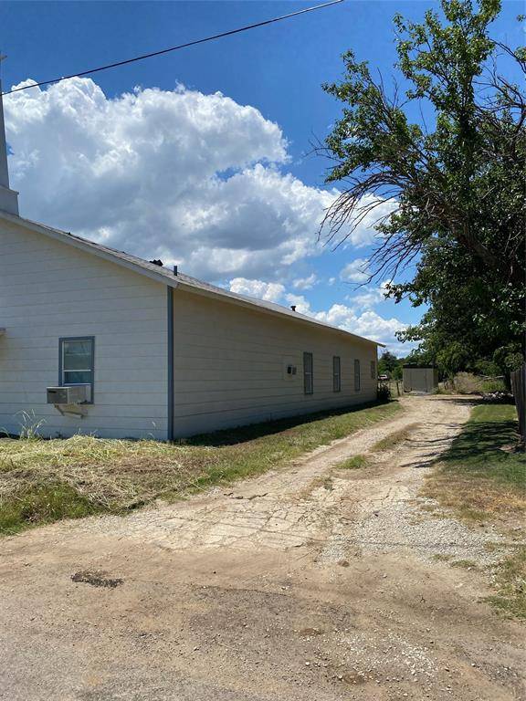 Brownwood, TX 76801,300 Simmons Street