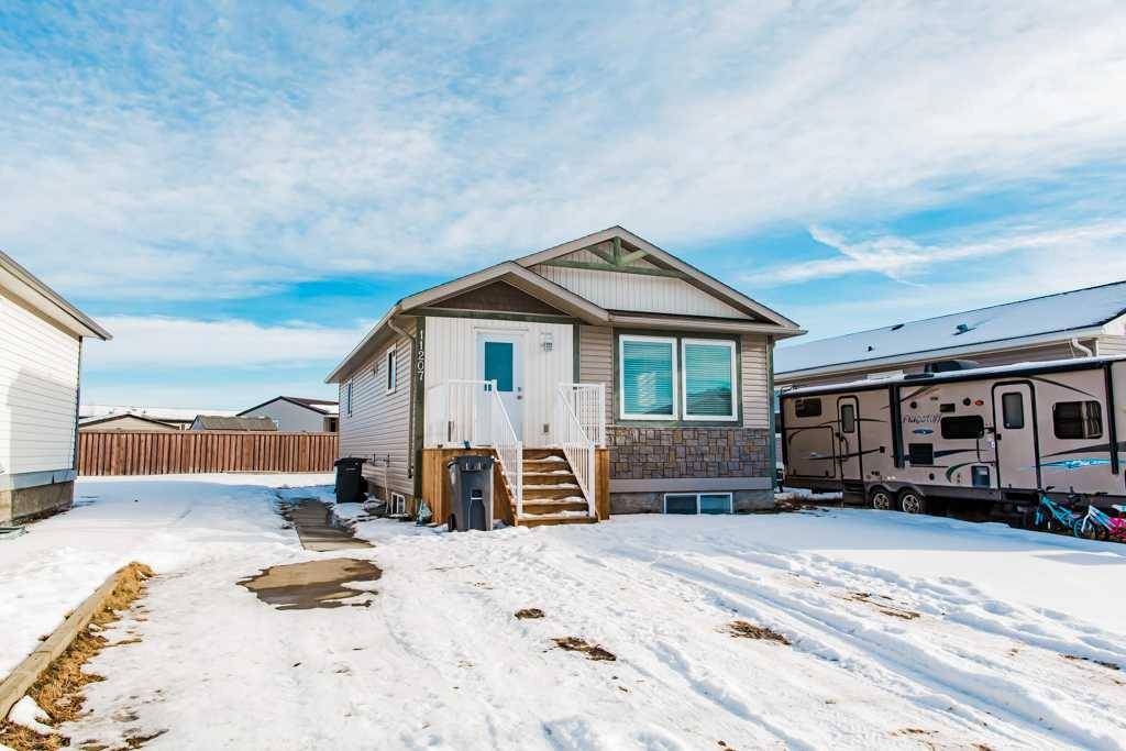 Clairmont, AB T8X5C2,11207 98 ST