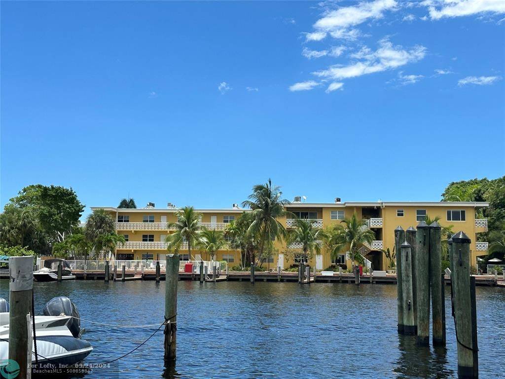 Fort Lauderdale, FL 33304,815 Middle River Dr  #318