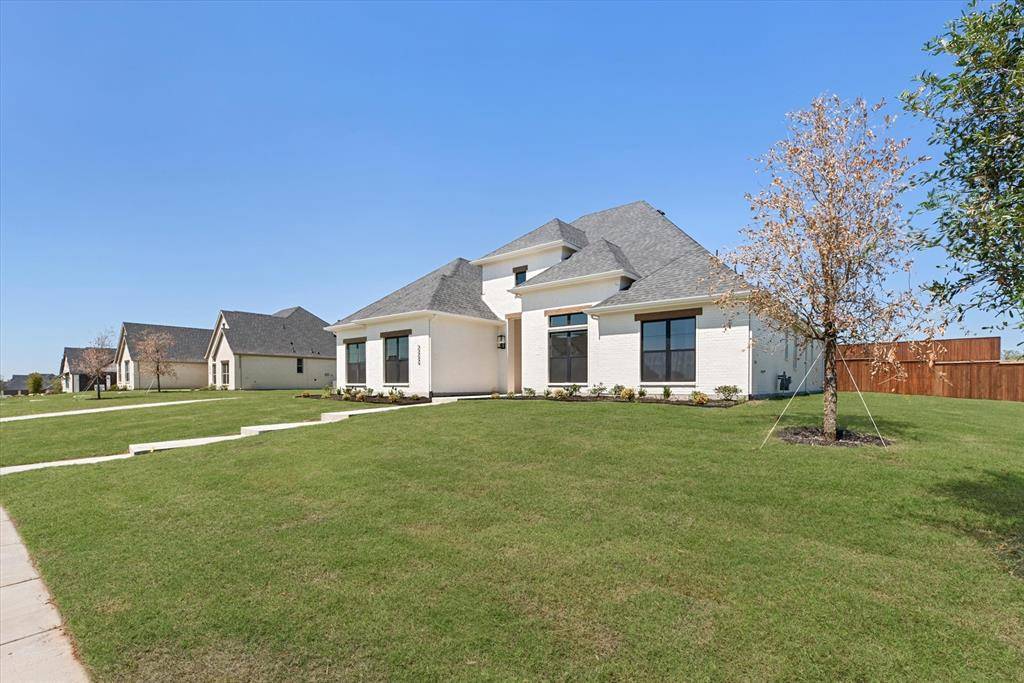 Haslet, TX 76052,222 Oakmont Drive