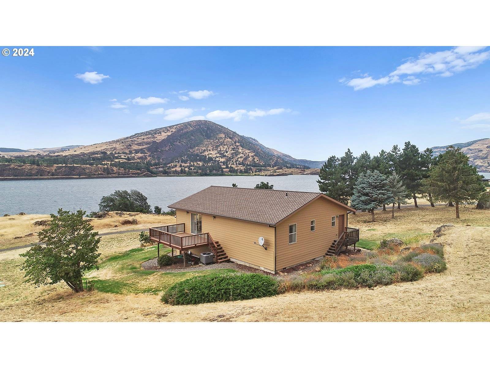 Murdock, WA 98635,114 RIVER VIEW DR