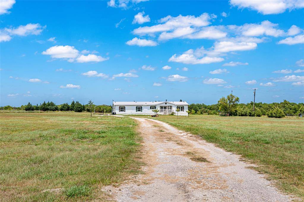 Farmersville, TX 75442,5706 County Road 1120