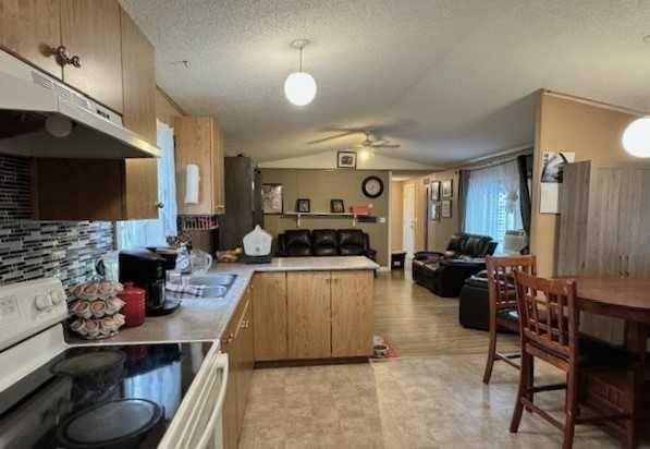 Slave Lake, AB T0G 2A1,404 6 AVE NW #65