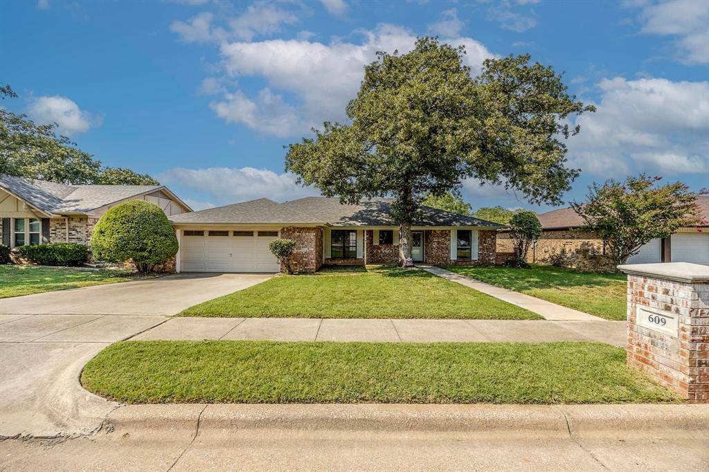 Bedford, TX 76021,609 Steeplechase Drive