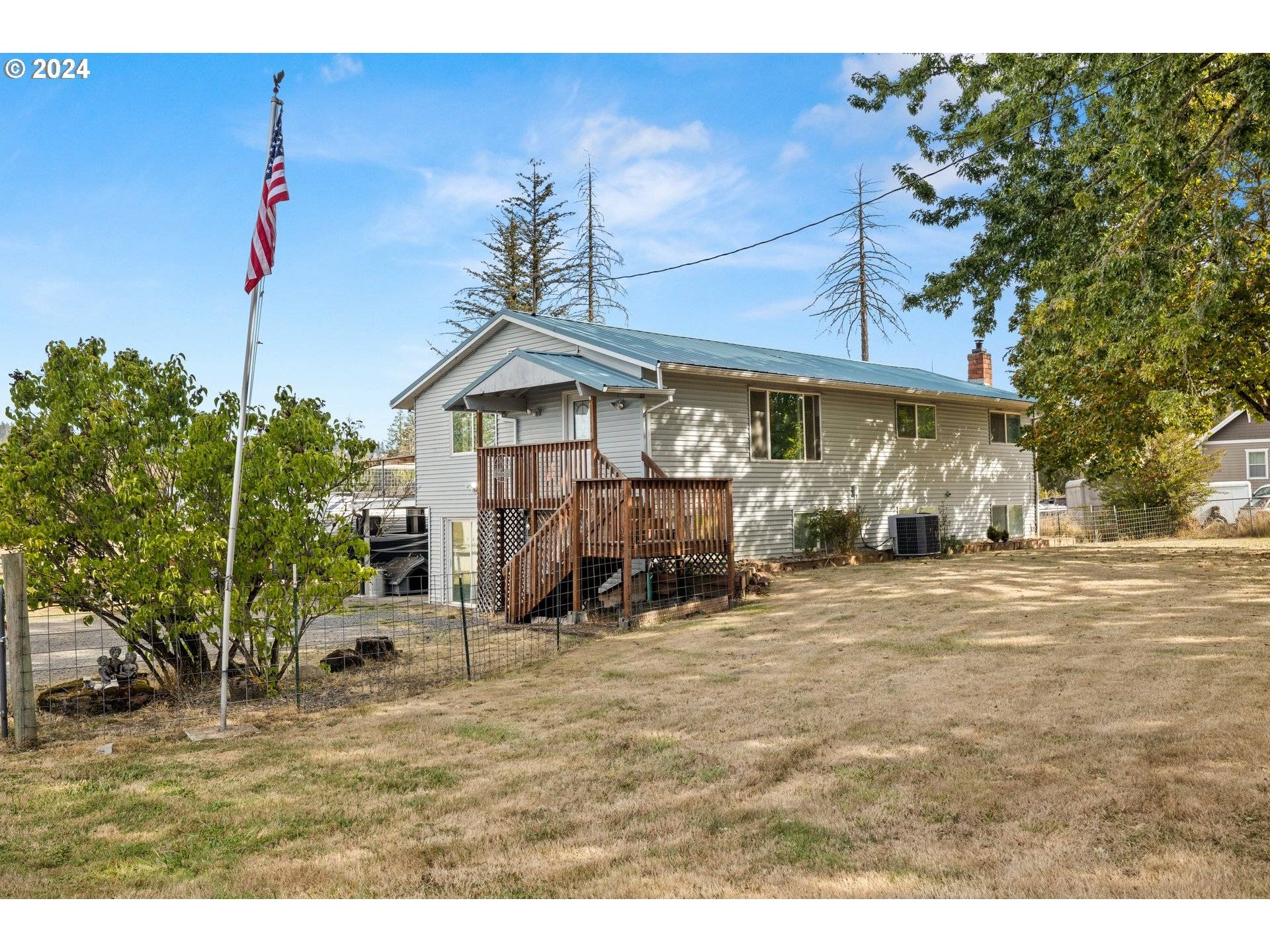 Colton, OR 97017,20197 S HIGHWAY 211