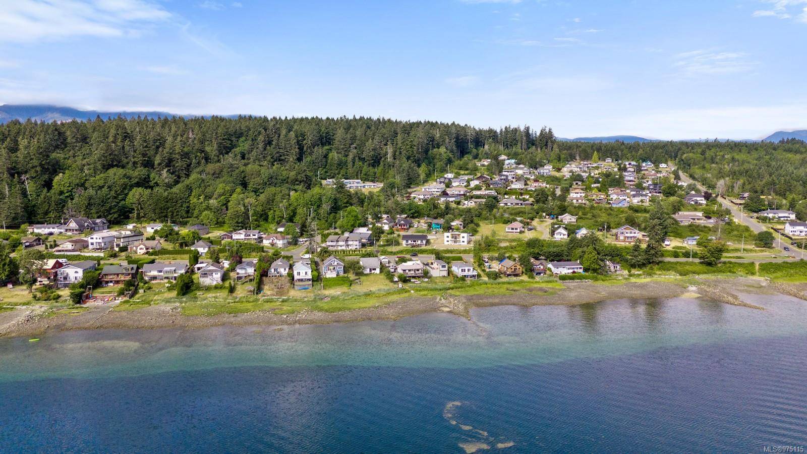 Union Bay, BC V0R 3B0,5626 1st St