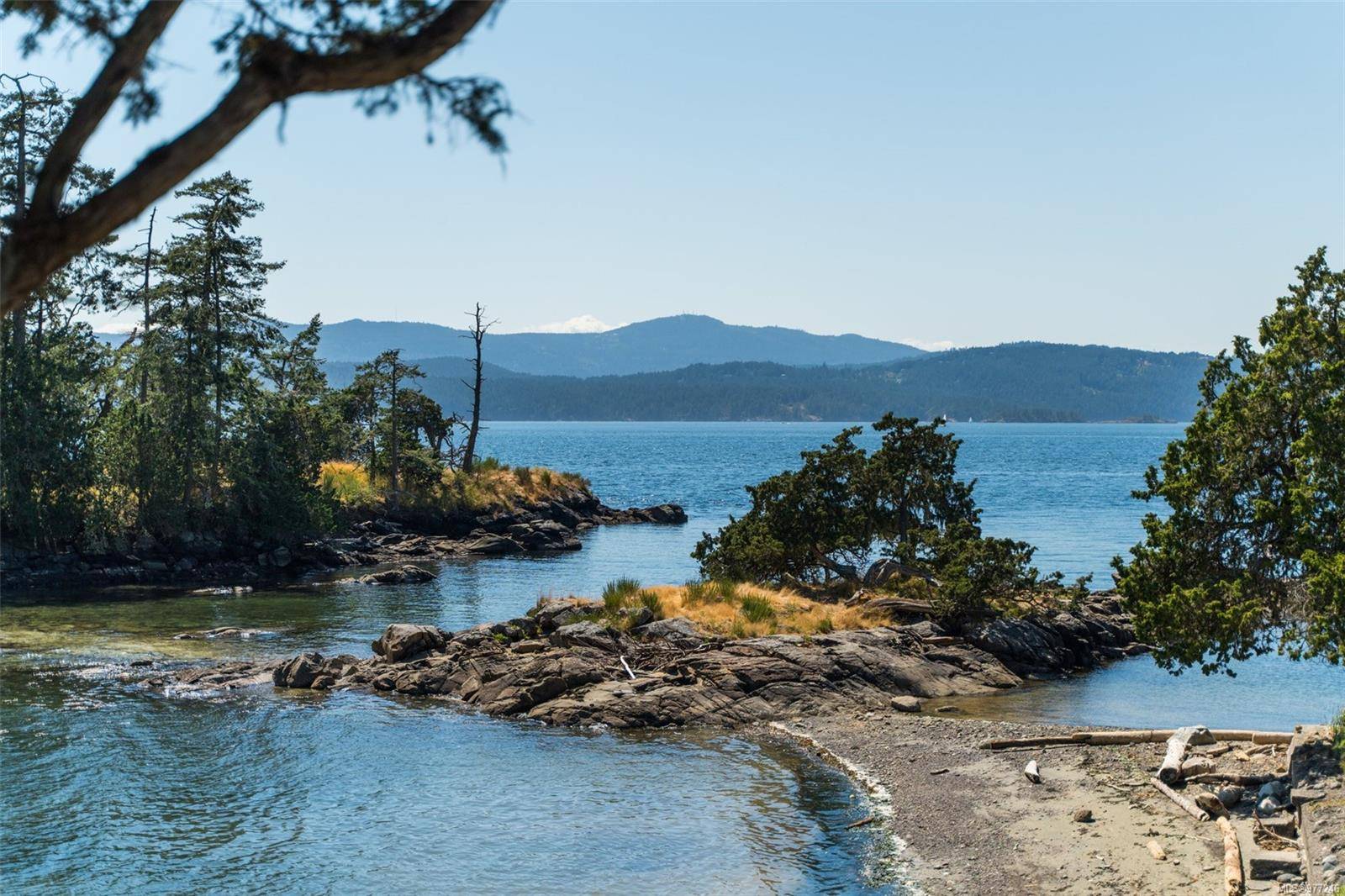 Pender Island, BC V0N 2M1,1309 Mackinnon Rd