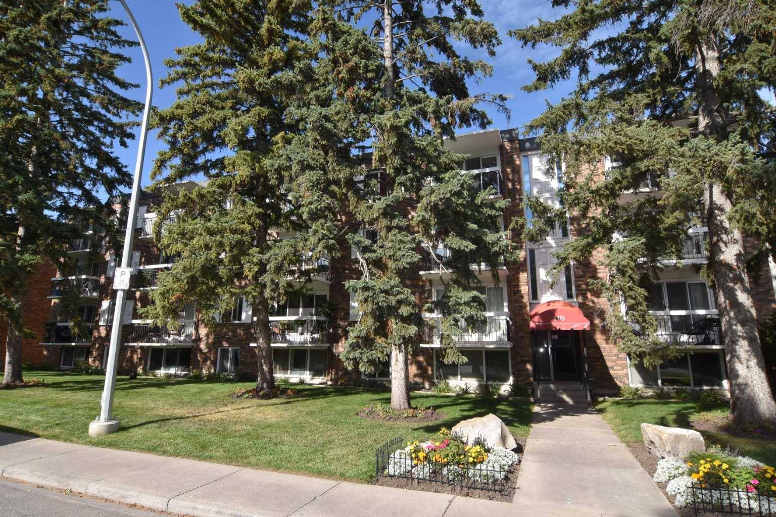 Calgary, AB T2S 0J9,110 24 AVE SW #407