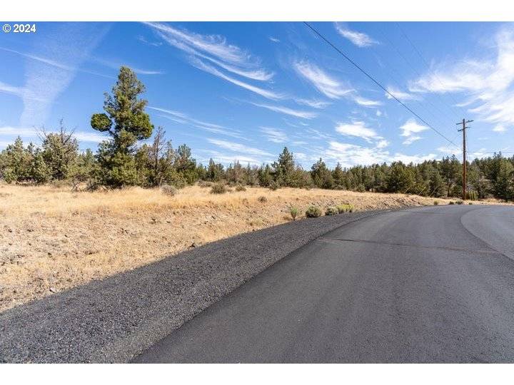 Prineville, OR 97754,123 SE ODESSA RD