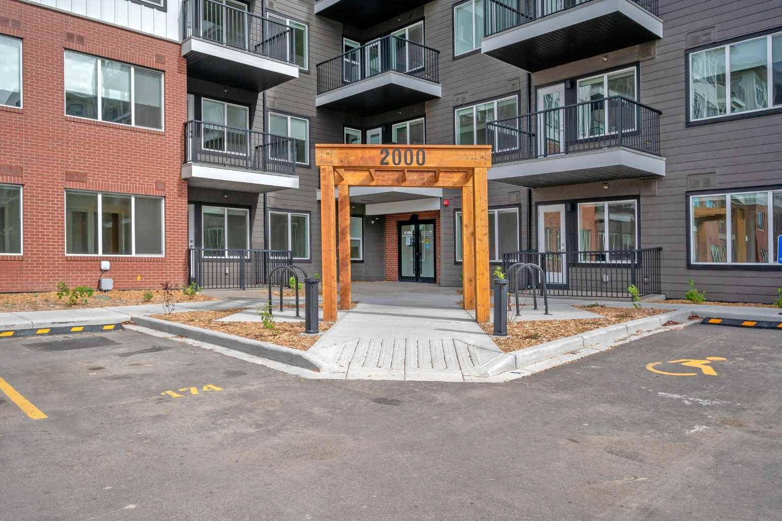 Calgary, AB T3N2K1,395 Skyview Pkwy NE #2414