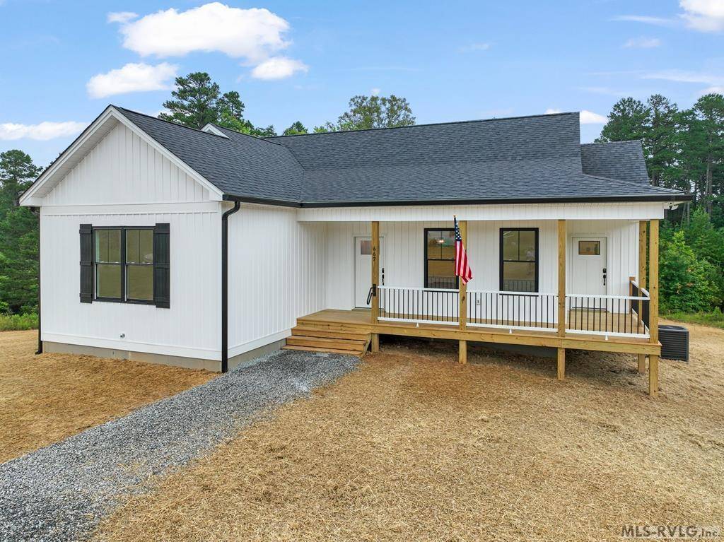 Buffalo Junction, VA 24529,166 Yearling Way