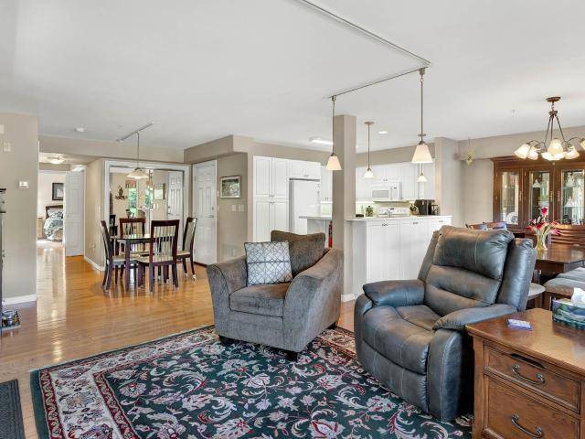 108 970 LORNE STREET, Kamloops, BC V2C 1W9