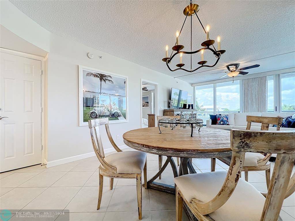 Vero Beach, FL 32963,3554 Ocean Dr  #302