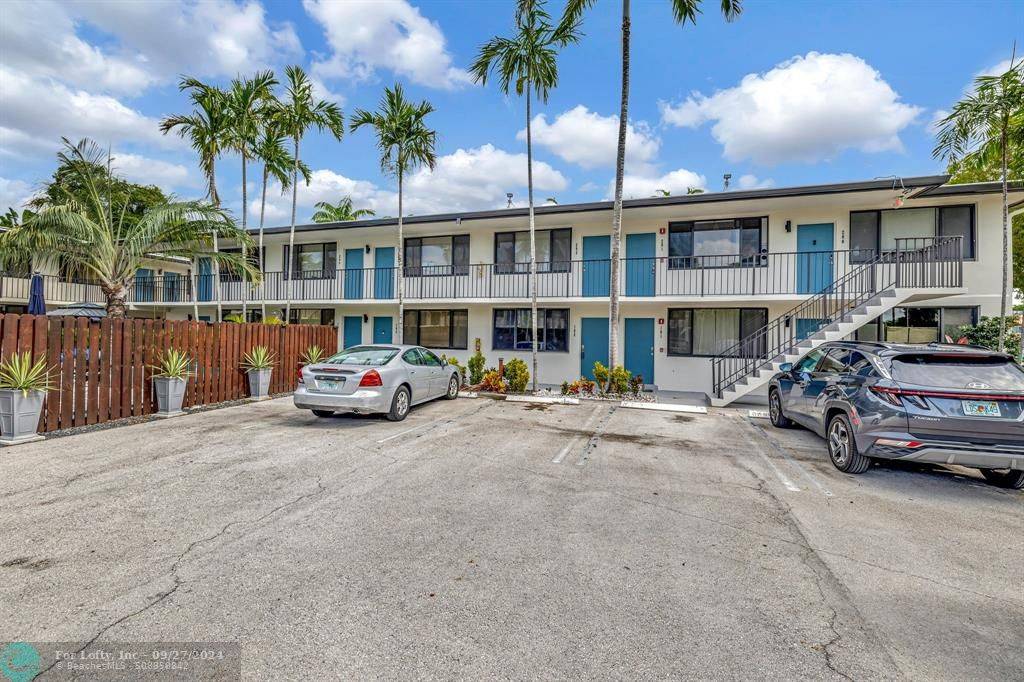 Wilton Manors, FL 33311,1901 N Andrews Ave  #205