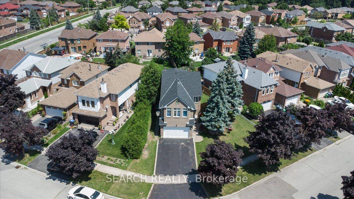 Brampton, ON L6Y 4J4,73 Wooliston CRES