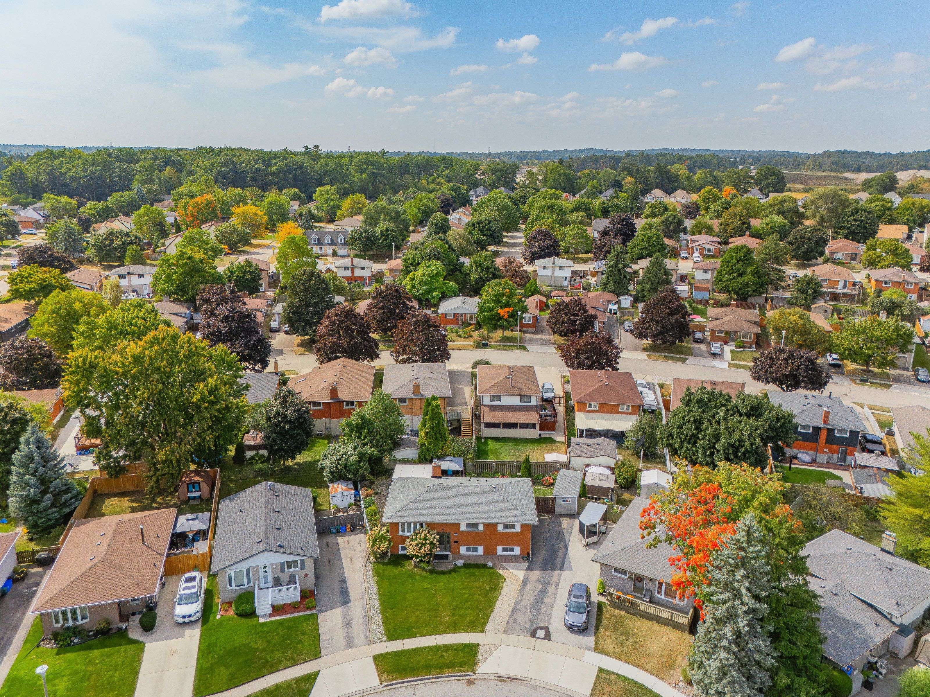 Cambridge, ON N1S 4A2,31 Mark CRES