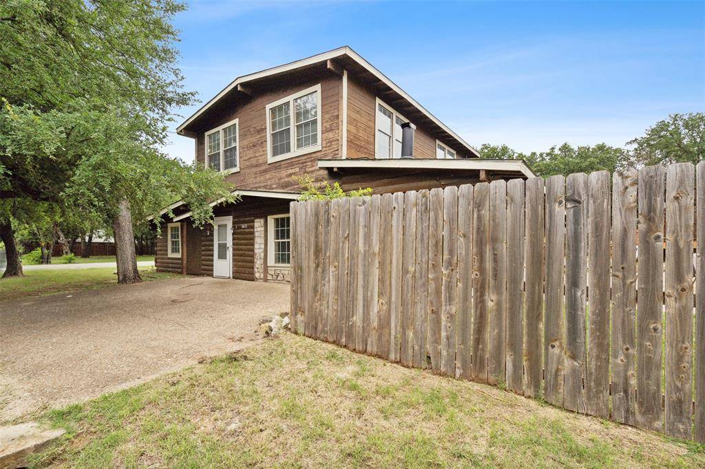 Granbury, TX 76048,3621 W Oak Trail