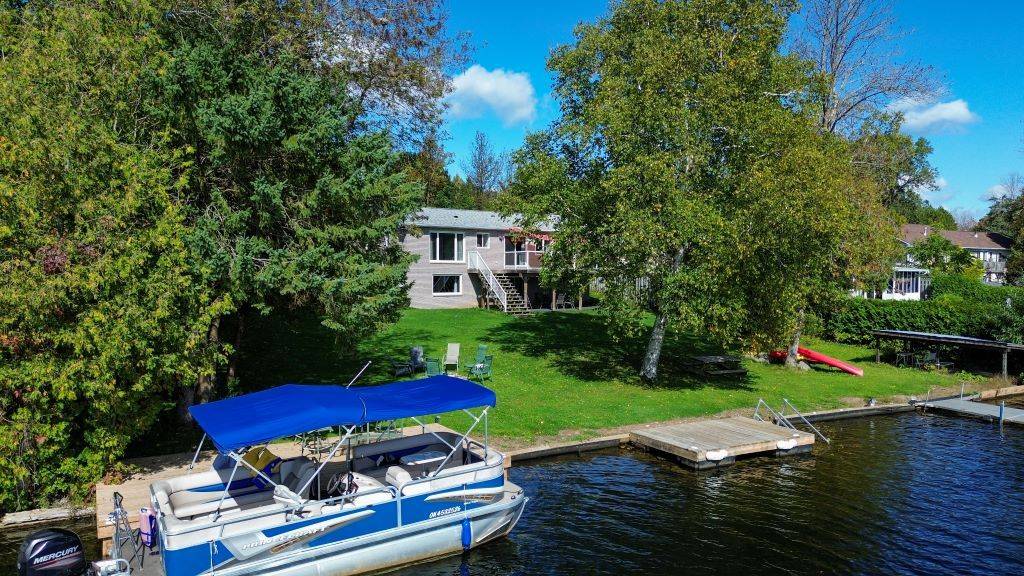 Kawartha Lakes, ON K0M 1K0,21 Albert CIR