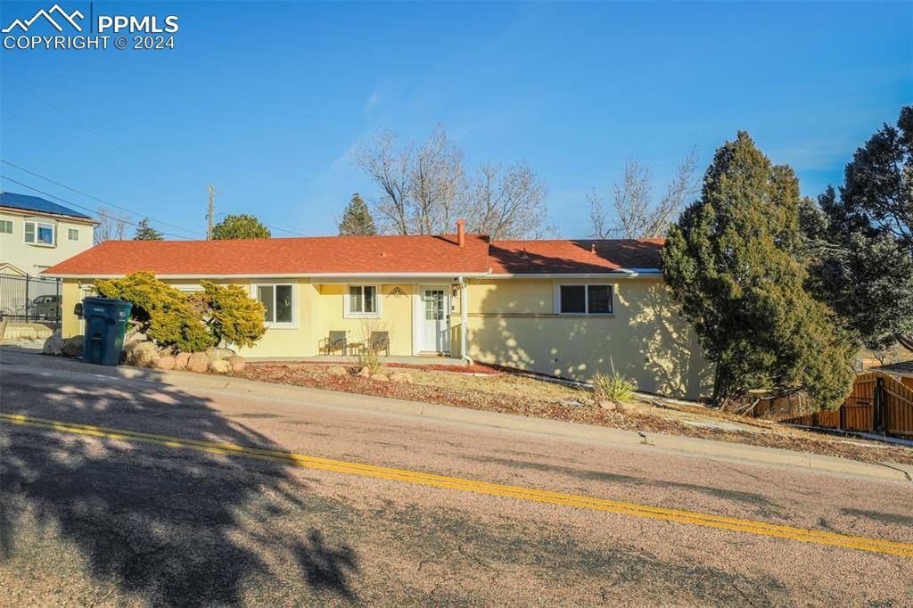 Colorado Springs, CO 80906,533 Crestridge AVE