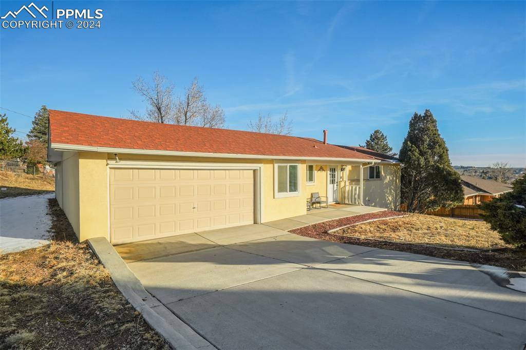 Colorado Springs, CO 80906,533 Crestridge AVE