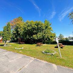 Wasaga Beach, ON L9Z 2K9,119 Main ST #2