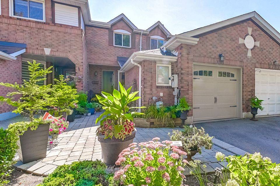 Mississauga, ON L5M 4P7,2785 Lindholm CRES