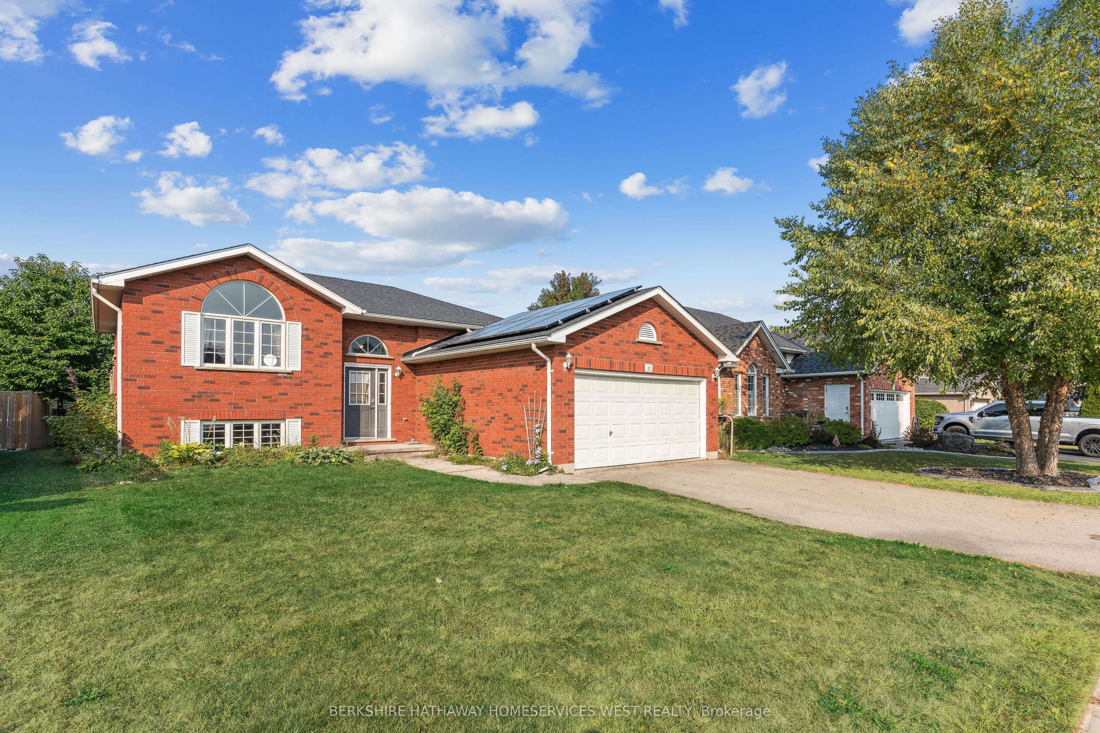 Brant, ON N3L 4B5,82 Whitlaw WAY