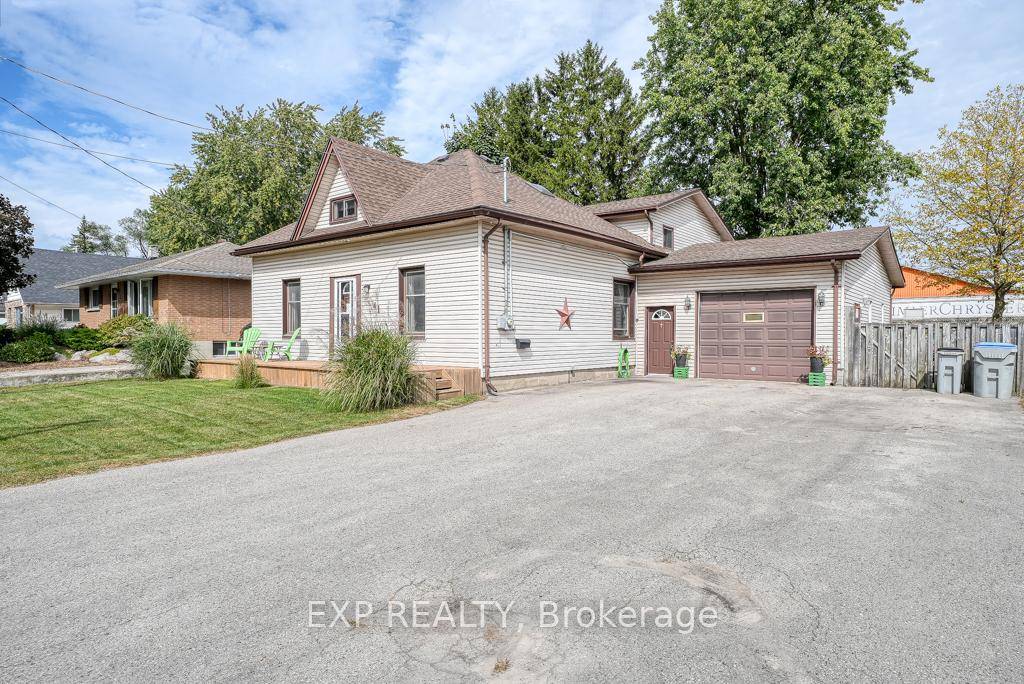 Strathroy-caradoc, ON N7G 2H5,41 Queen ST