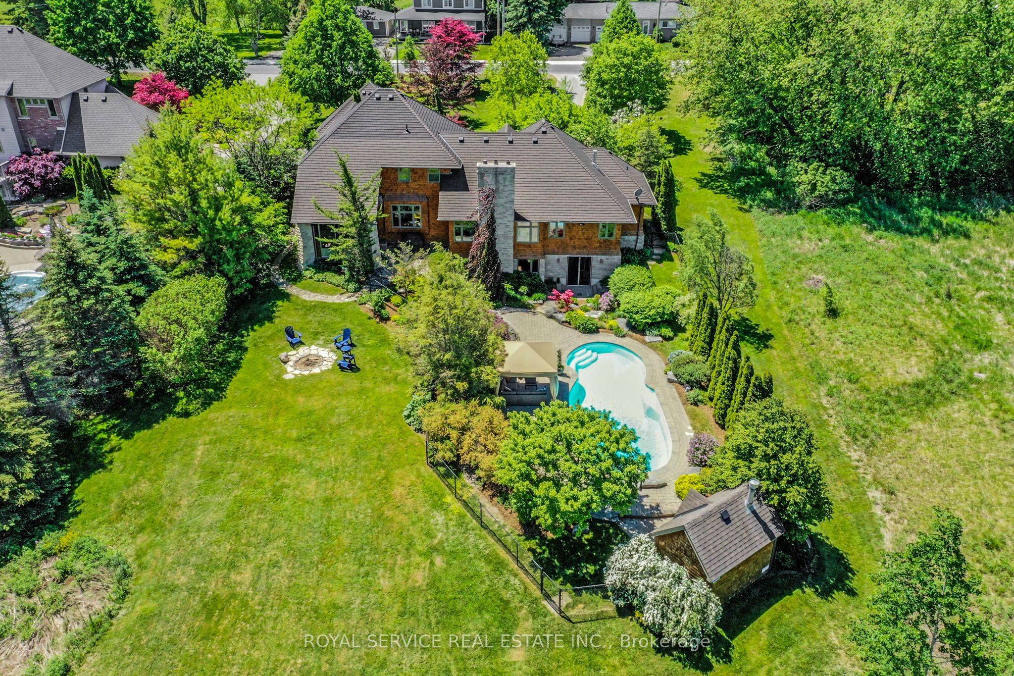 Clarington, ON L1C 1N4,73 King LN